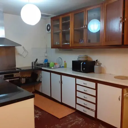 Double In Richmond House فيرموي