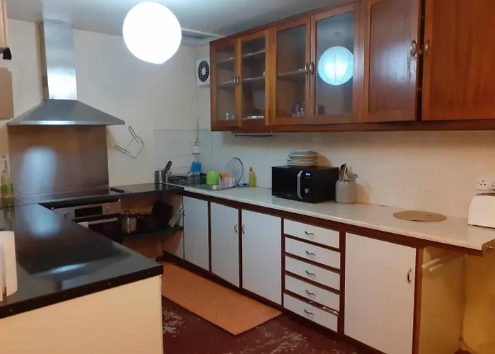 Double In Richmond House فيرموي